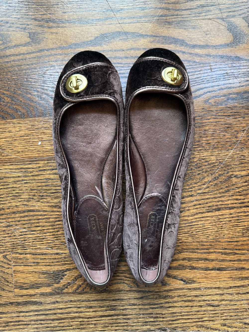 Coach Brown Velvet Ballet Flats with Gold Turnlock - Picture 1 of 4